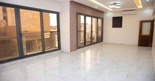 APPARTEMENT F4 À LOUER - CITÉ MAKIOU FAYE image 7