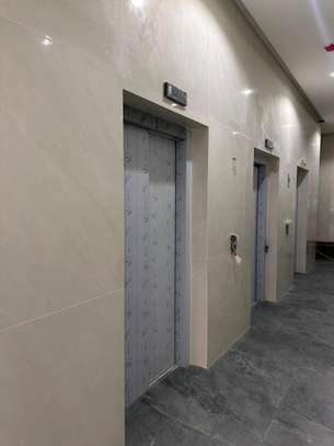 Appartement F4 haut standing tout neuf à louer au Point E image 9