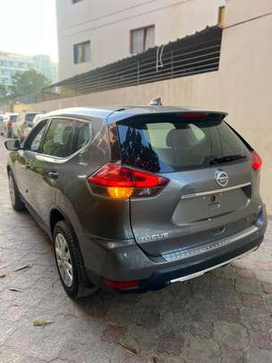 Nissan Rogue 2017 image 1