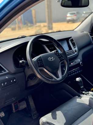 Hyundai Tucson Limited 1.6T 2017 image 8