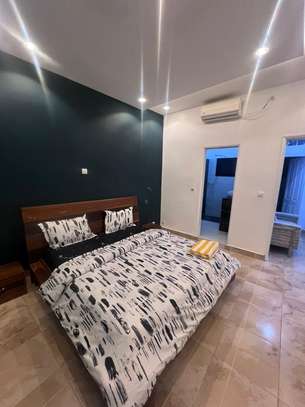 Joli studio meublé image 1