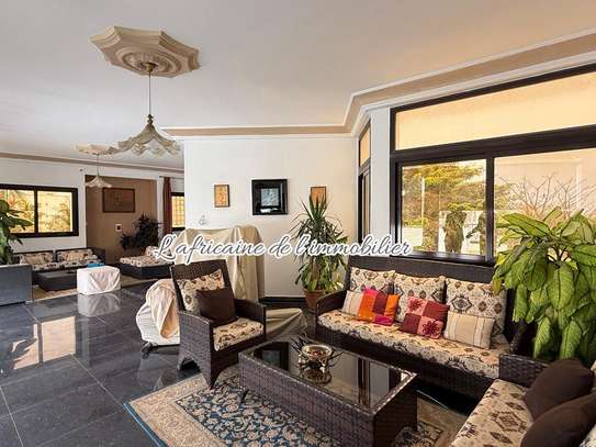 Villa R+2 avec jardin à louer aux almadies image 12