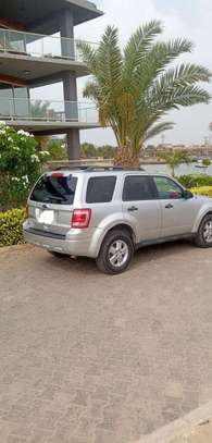 Location ford escape image 3
