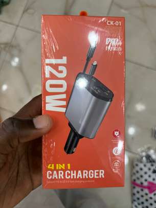 Chargeur voiture USB double port type-C avec affichage image 2