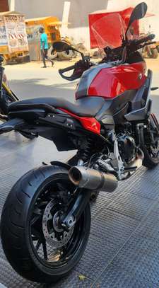 A Bmw xr 900 image 6