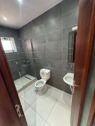 Appartement type F5 - 220m2 - Mermoz Pyrotechnique image 7