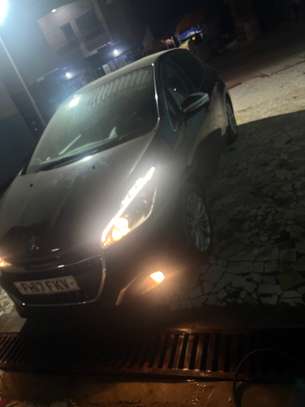 PEUGEOT 208 2017 DIESEL image 5