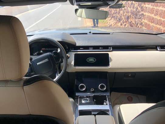 LOCATION RANGE ROVER VELAR image 8