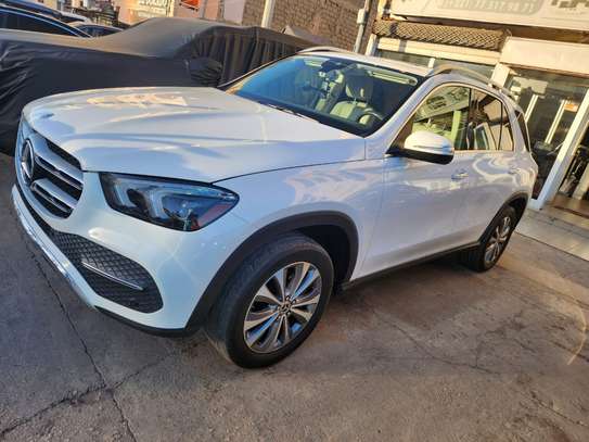 Très belle Mercedes-Benz image 2