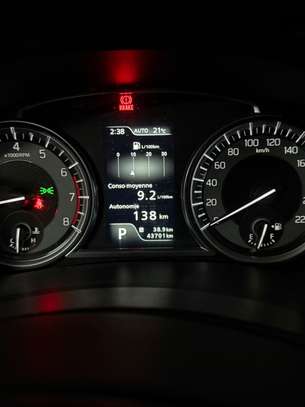 SUZUKI VITARA GLX image 3