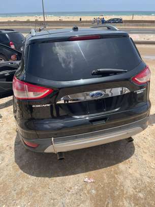 Ford Escape image 9