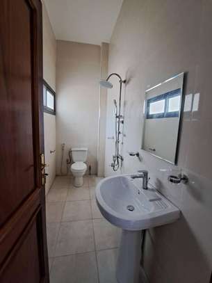 Villa R+2 à louer image 9