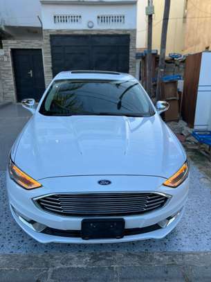 FORD FUSION SE 2018 image 2