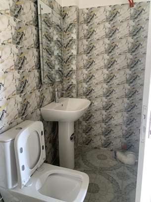 Appartement de 2ch a Sacre Coeur 3 VDN image 15