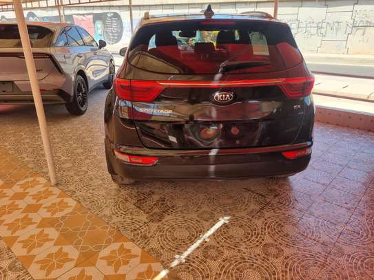 Super clean sportage 2018 image 3