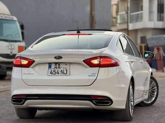 Ford fusion image 9