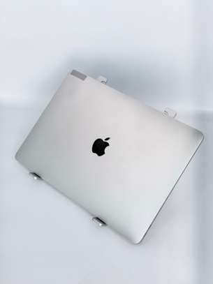 MacBook Air Retina 13” 2019 image 1
