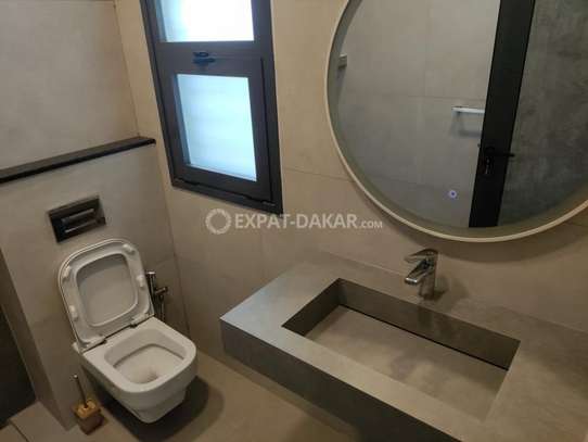 Magnifique duplex à louer aux Almadies image 7