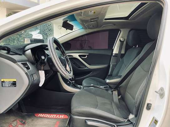 Hyundai Elantra 2015 image 8