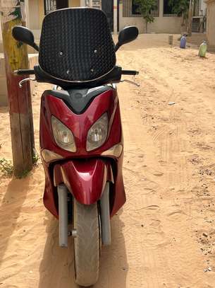 Moto x-city 250cm3 image 1