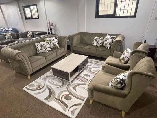 Salon 7 places image 7
