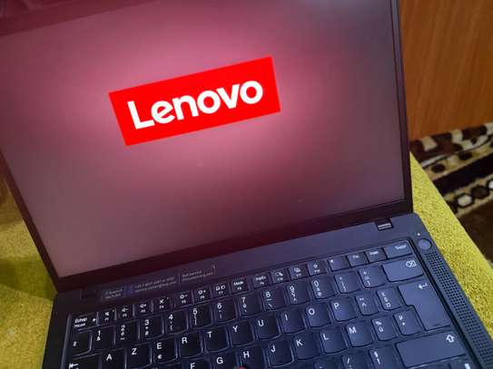 LÉNÉVO THINKPAD P14s Gen 5 –Ryzen 7 PRO image 5