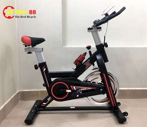 Vélo de spinning ultra silencieux pour exercices image 1