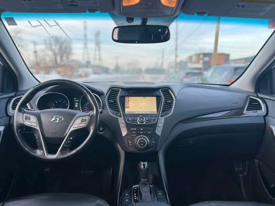Hyundai Santa Fe image 3