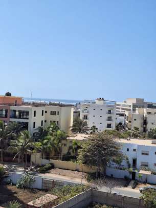 Appartement neuf à louer aux almadies, cote king fath palace image 3