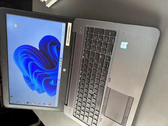 HP zbook i7/ 4gb dédiée/ 16gb ordinateur gamer image 4