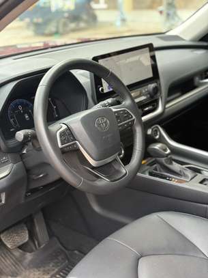 TOYOTA GRAND HIGHLANDER 2024 image 7
