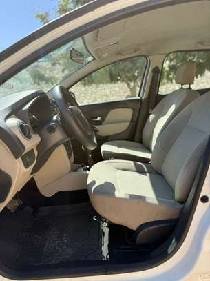 Renault symbol 2021 image 6