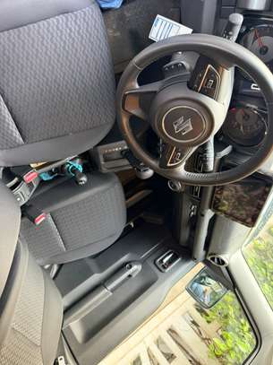SUZUKI JIMNY image 4