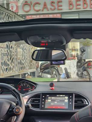 Peugeot 308 2017 image 9