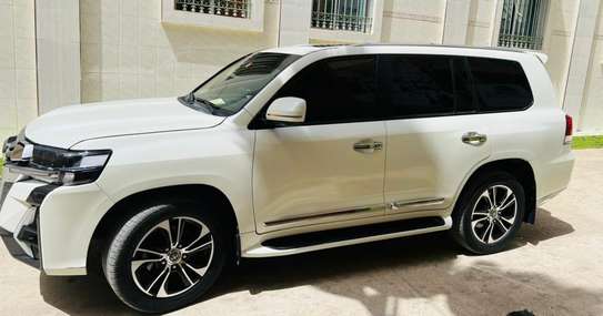 Toyota lane cruiser image 3