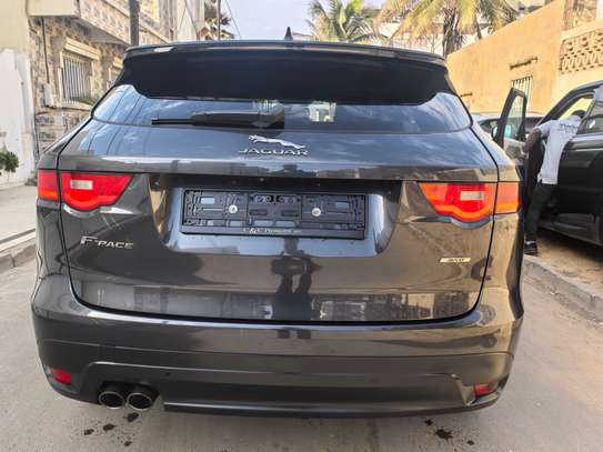 jaguar f pace 2019 image 12