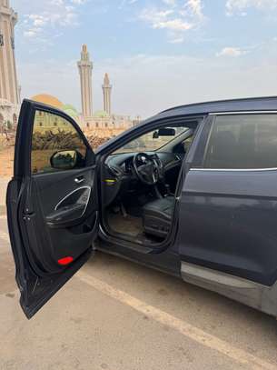 Hyundai santafe 2018 image 9