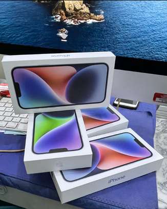 iPhone 14 Plus 256 gb eSim image 2