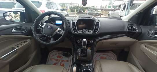 Ford Escape Titanium image 8