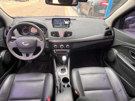 Renault Sm3 essence 2018 full options image 5