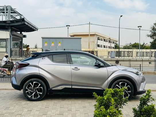Toyota Chr hybride image 3
