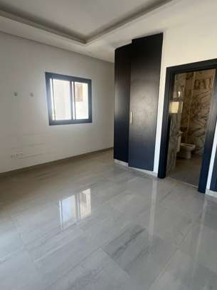 APPARTEMENT AUX MAMELLES image 7