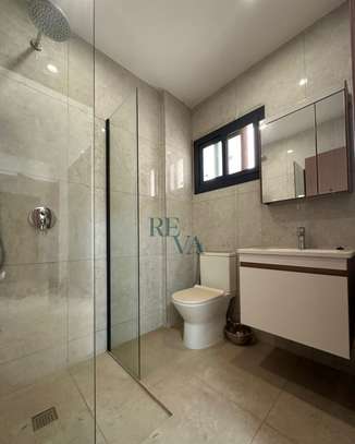 APPARTEMENT F4 À VENDRE À MERMOZ image 2