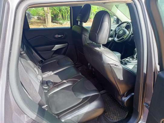 Jeep Cherokee 2018 image 4