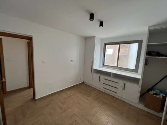 Appartement F4 à vendre au plateau image 8