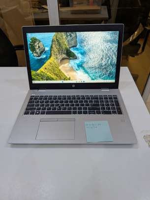 HP Probook 15 pouces  8e i5 16g de ram 256 image 2