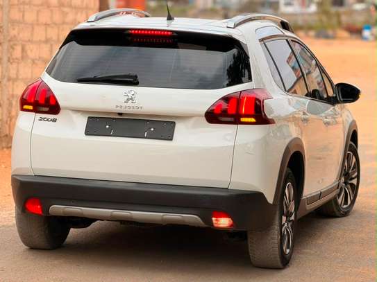 Peugeot 2008 année 2018 automatique diesel image 6