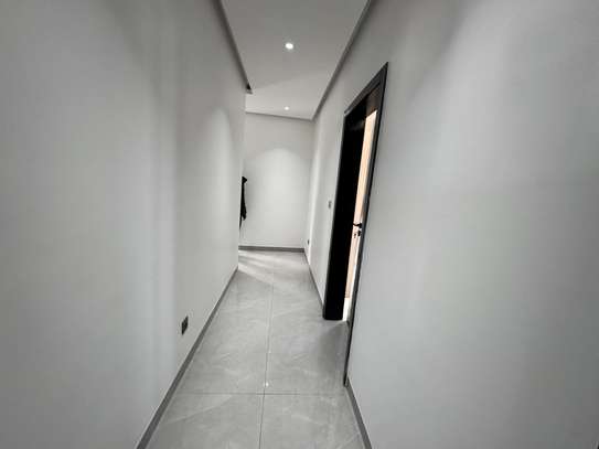 Appartement à louer4 chambres à fenêtre Mermoz image 9