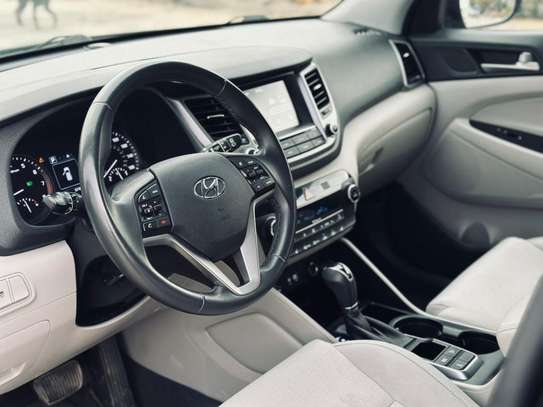 Hyundai Tucson 2018 AWD image 7