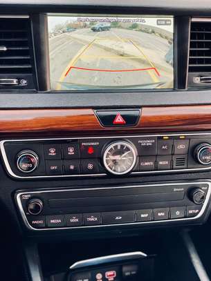 KIA K7 image 7